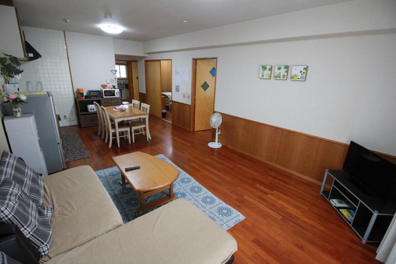 ยูโทเปีย มิฮะมะ Apartment ชาตัน ภายนอก รูปภาพ